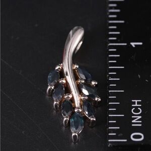 Precious Sapphire pendant